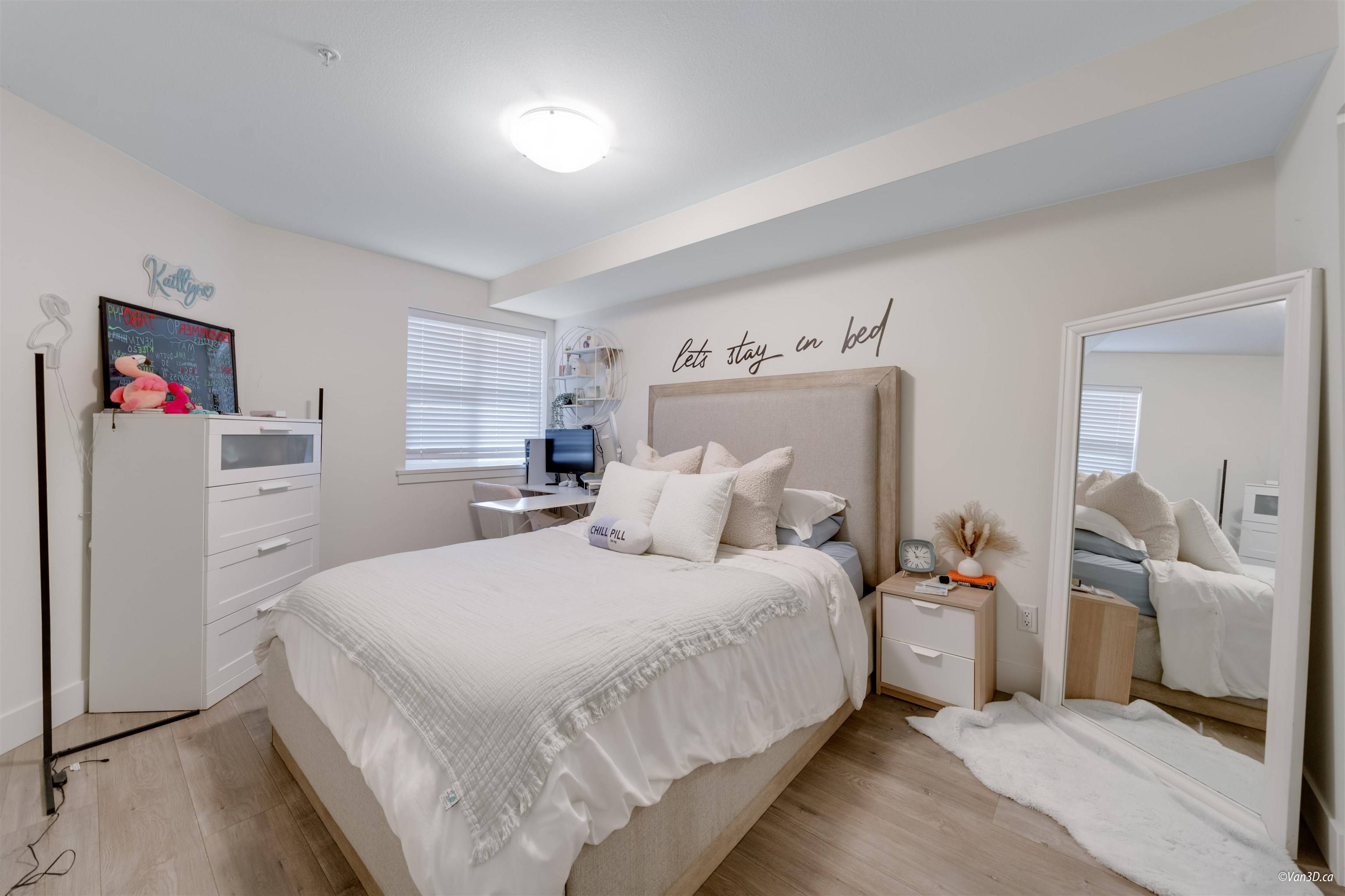 30515 Cardinal AVE #219 Abbotsford, BC V2T 0A8