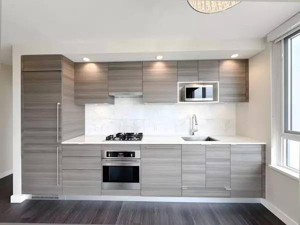 Coquitlam, BC V3J 0G2,602 Como Lake AVE #1908