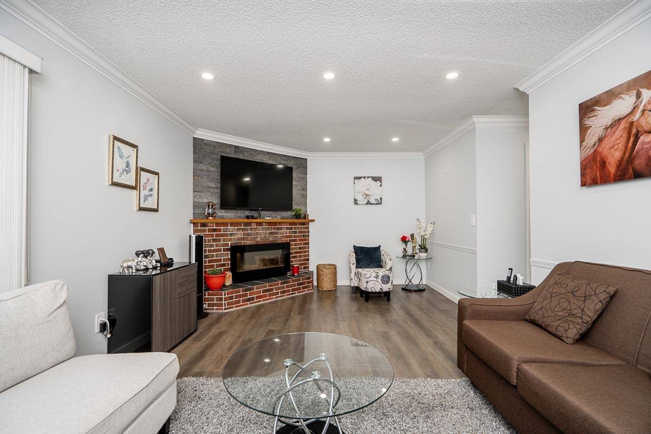 1648 St. Albert AVE Port Coquitlam, BC V3B 5E7