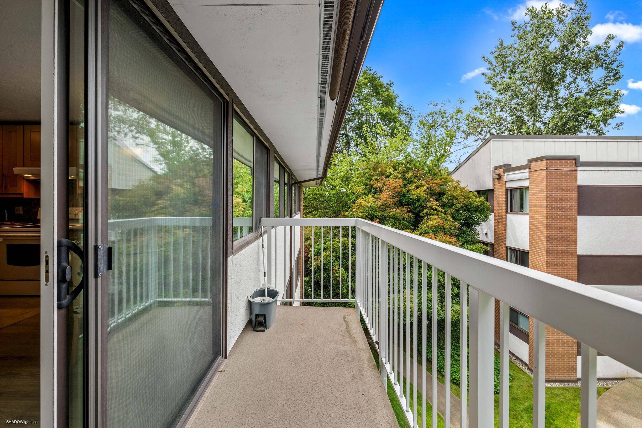 8040 Ryan RD #308 Richmond, BC V7A 2E5