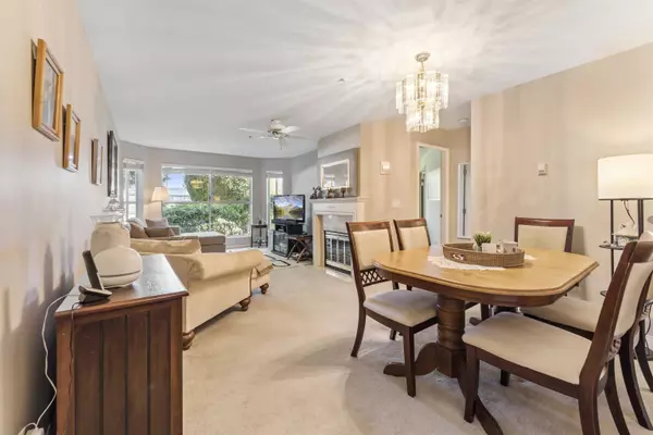 Surrey, BC V3W 1G9,7171 121 ST #110