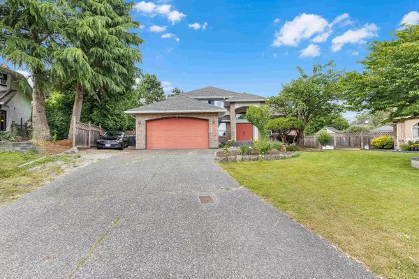 14247 86 AVE, Surrey, BC V3W 0S6
