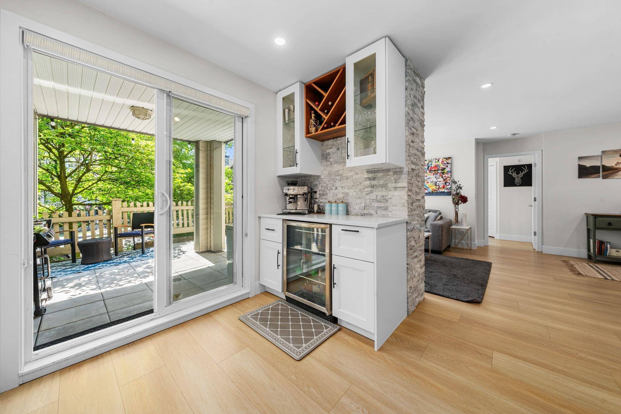 1100 E 29th ST #151 North Vancouver, BC V7K 3E4
