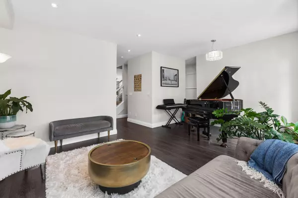 Surrey, BC V3Z 0V1,2239 164a ST #20