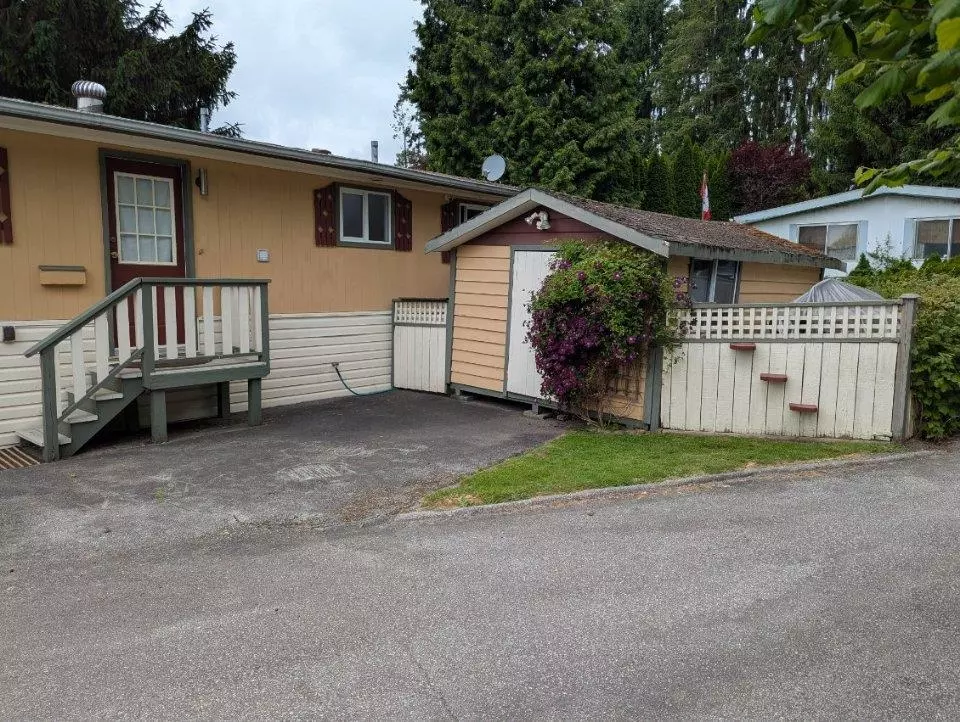 Coquitlam, BC V3K 5A9,201 Cayer ST #1