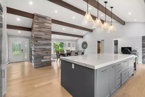 Surrey, BC V3Z 9S5,1262 176 ST