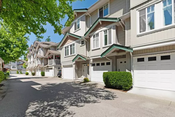 Surrey, BC V3W 1X1,12711 64 AVE #26