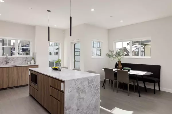 Pitt Meadows, BC V3Y 0G6,19451 Sutton AVE #107