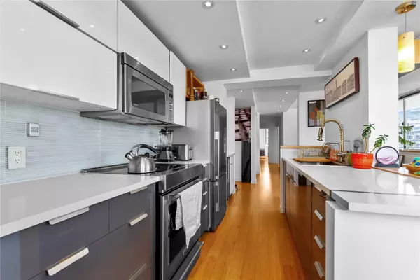 1850 Comox ST Vancouver, BC V6G 1R3