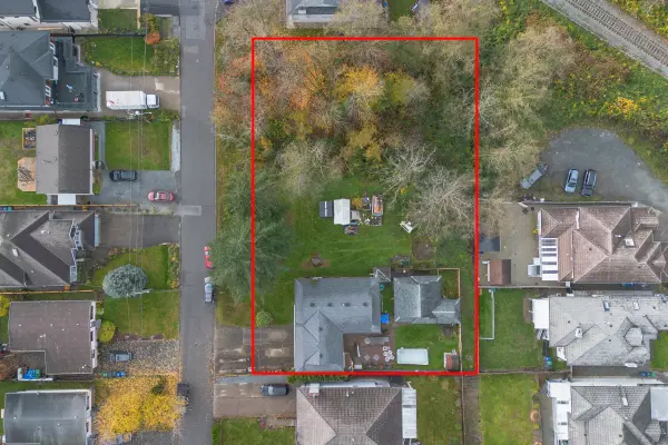 11961 97a AVE, Surrey, BC V3V 2G9