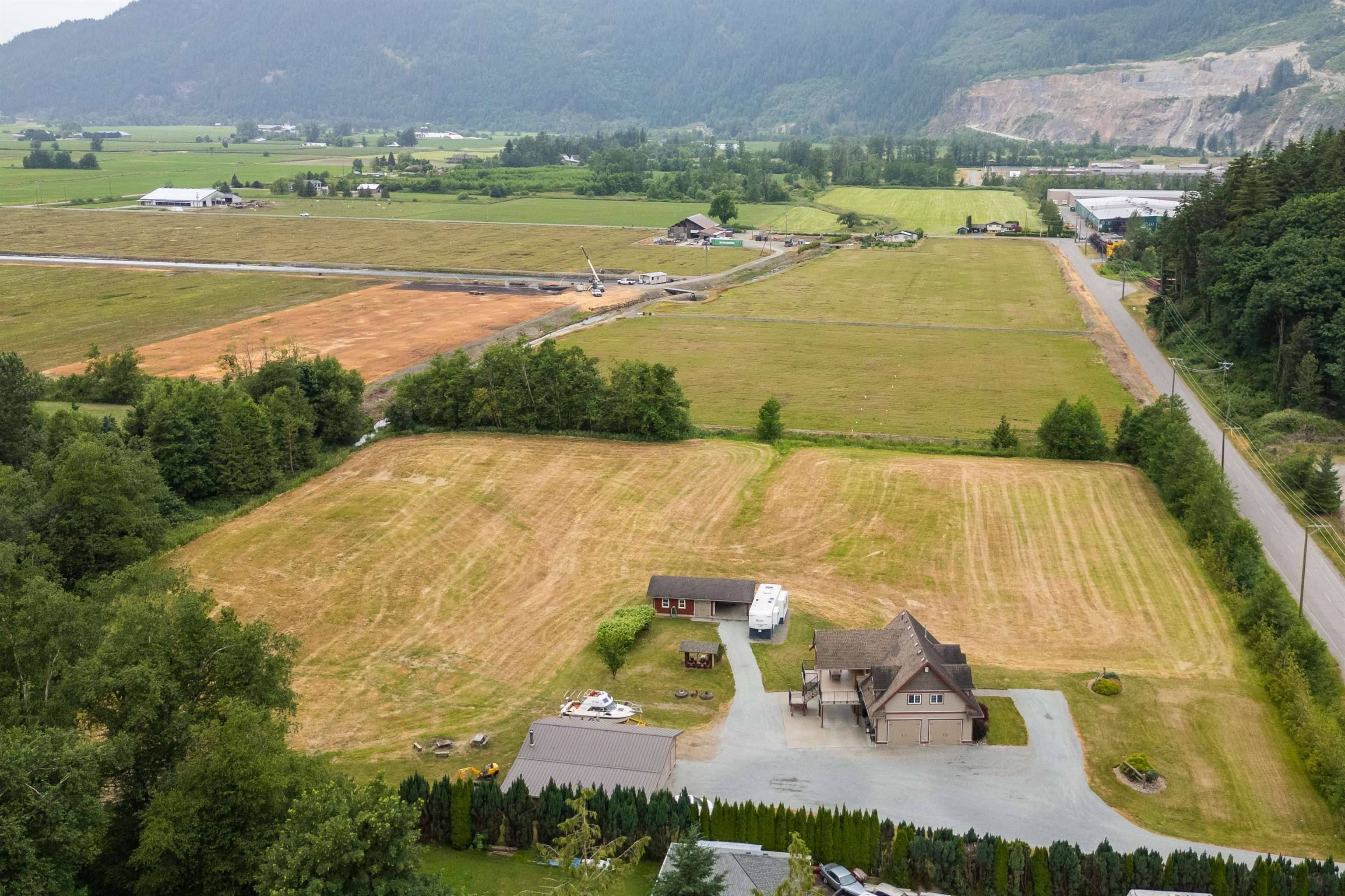 5260 Mccallum RD, Agassiz, BC V0M 1A3