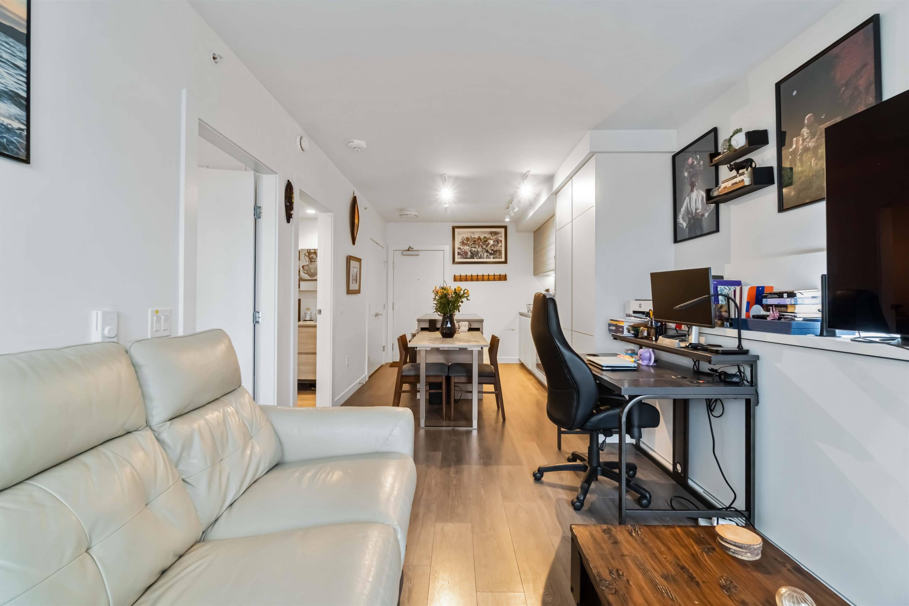 Coquitlam, BC V3J 0K3,652 Whiting WAY #708