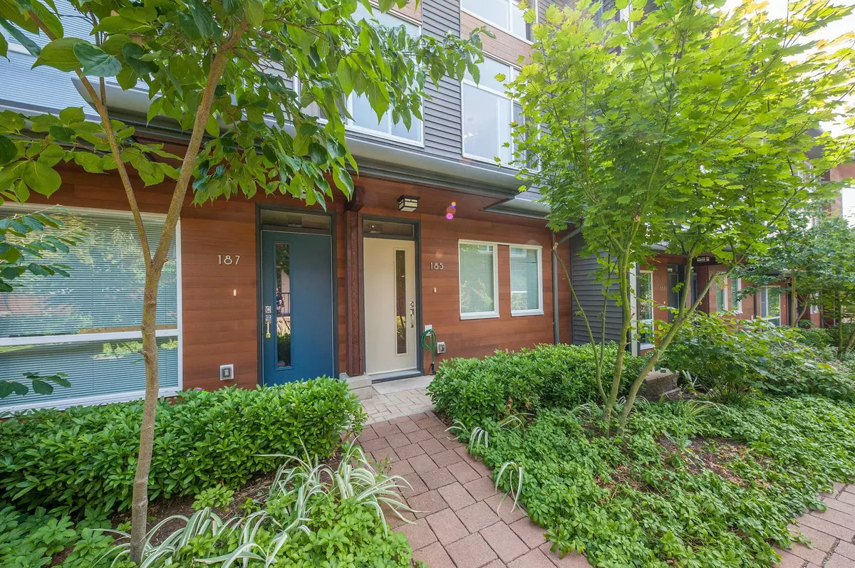 Surrey, BC V3Z 6P4,2228 162 ST #185