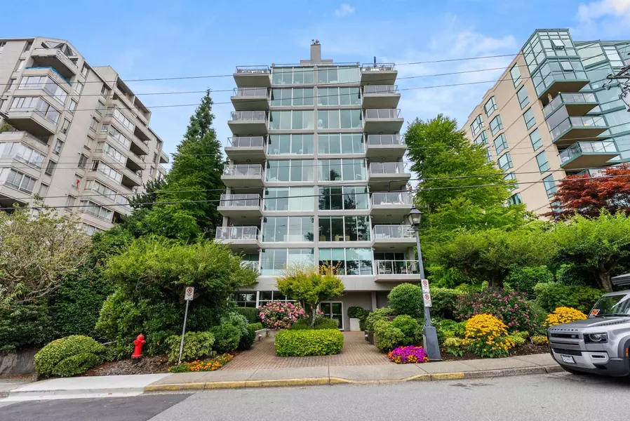 1455 Duchess AVE #501, West Vancouver, BC V7T 1H7