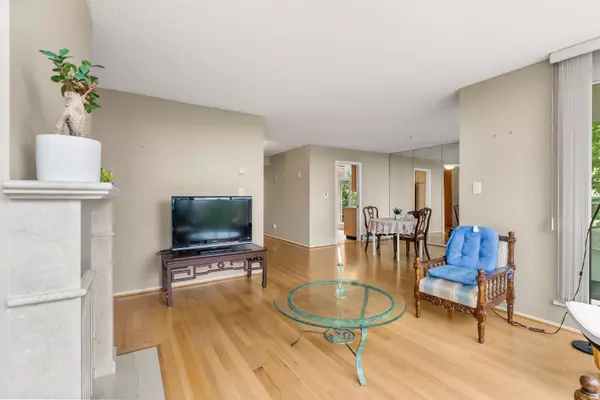 West Vancouver, BC V7T 1H7,1455 Duchess AVE #501