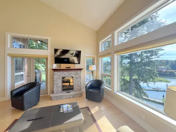 12849 Lagoon RD #4C Madeira Park, BC V0N 2H0