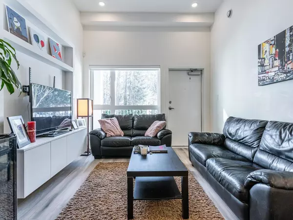 Langley, BC V2Y 2B7,8447 202 ST #A102