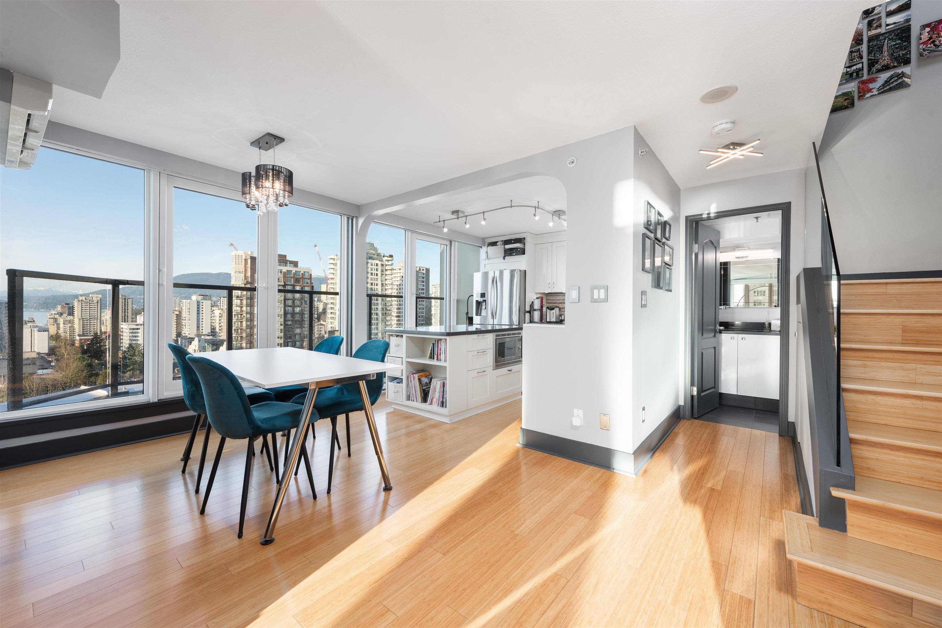 Vancouver, BC V6Z 2S6,888 Pacific ST #1806