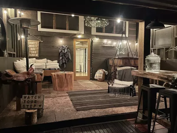 14848 Squamish Valley RD Squamish, BC V0N 1H0