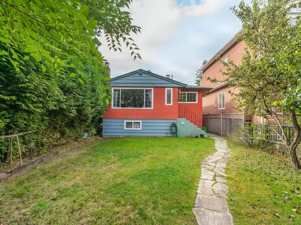 2216 E 41st AVE, Vancouver, BC V5P 1L6