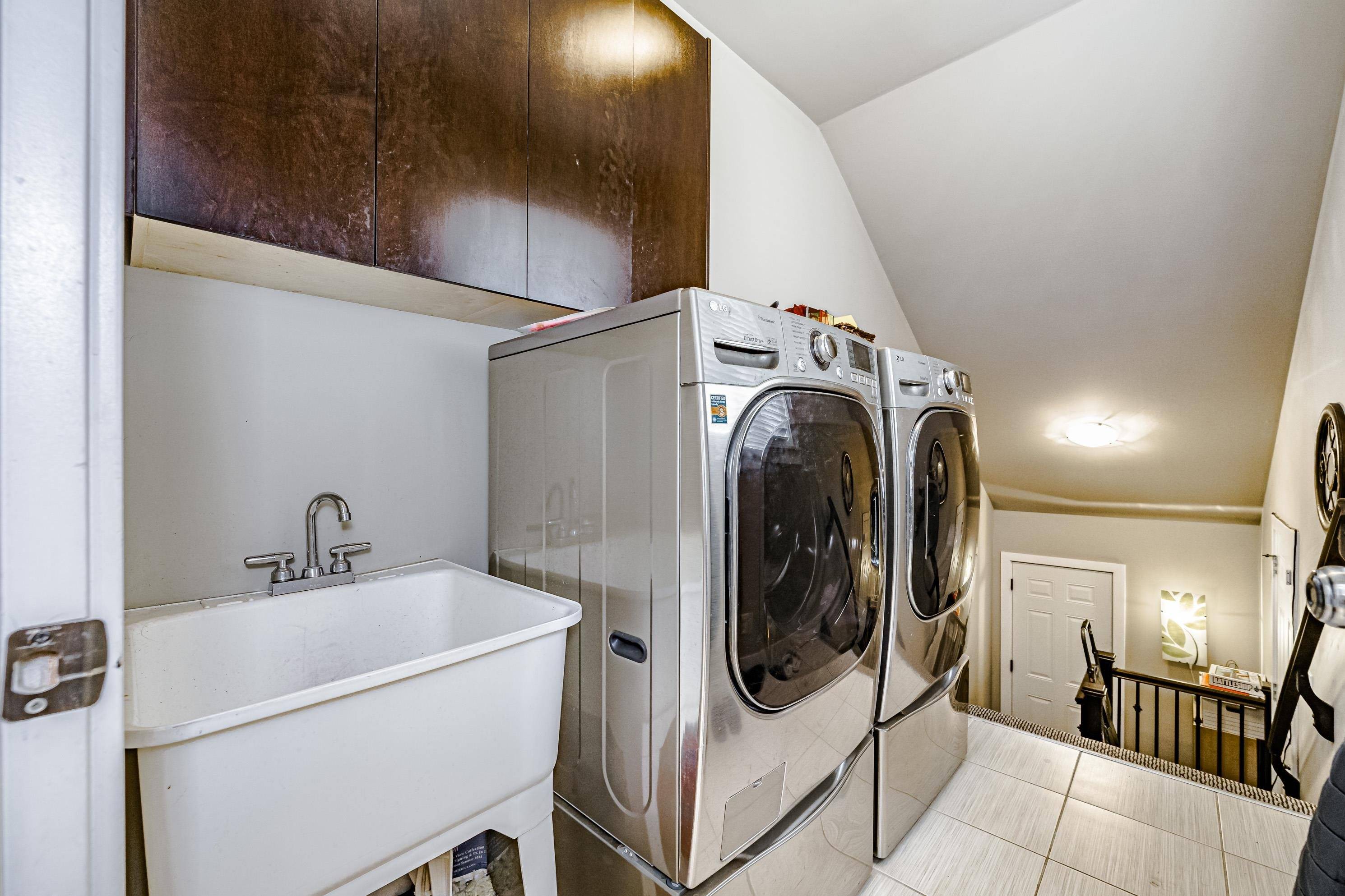 14195 62a AVE Surrey, BC V3X 0B2