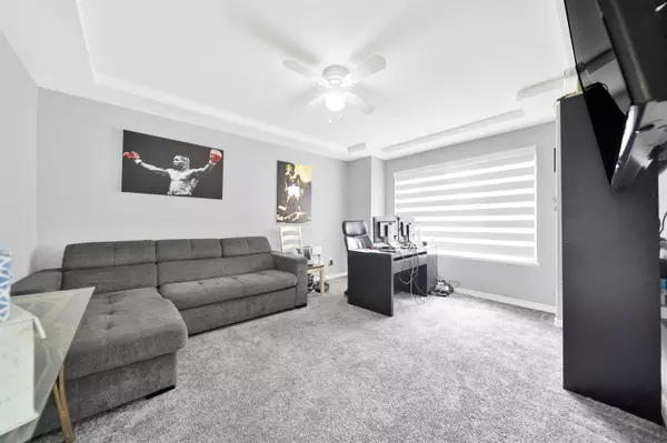 Surrey, BC V3V 7J5,12462 93a AVE