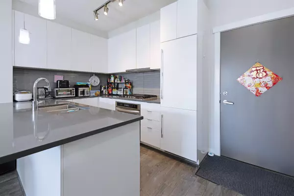 Richmond, BC V6X 0L8,9311 Alexandra RD #320