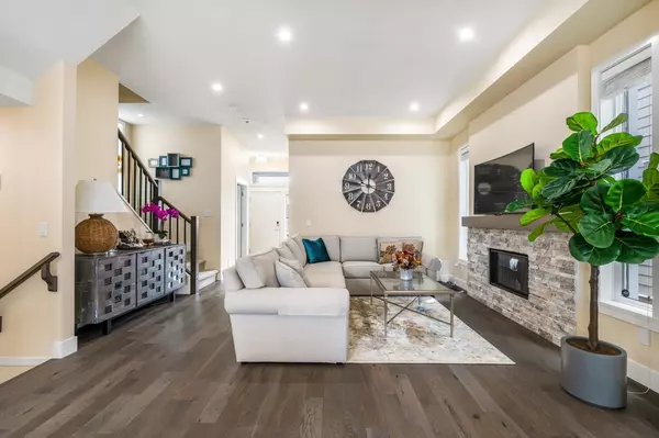 Surrey, BC V3Z 0S2,2509 164a ST