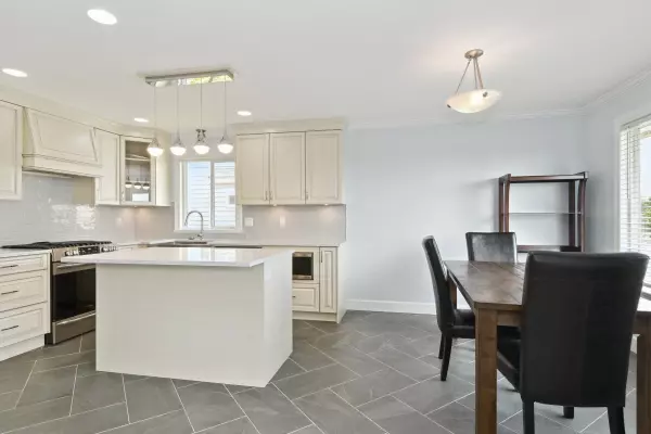 Mission, BC V2V 7P7,32424 W Bobcat DR