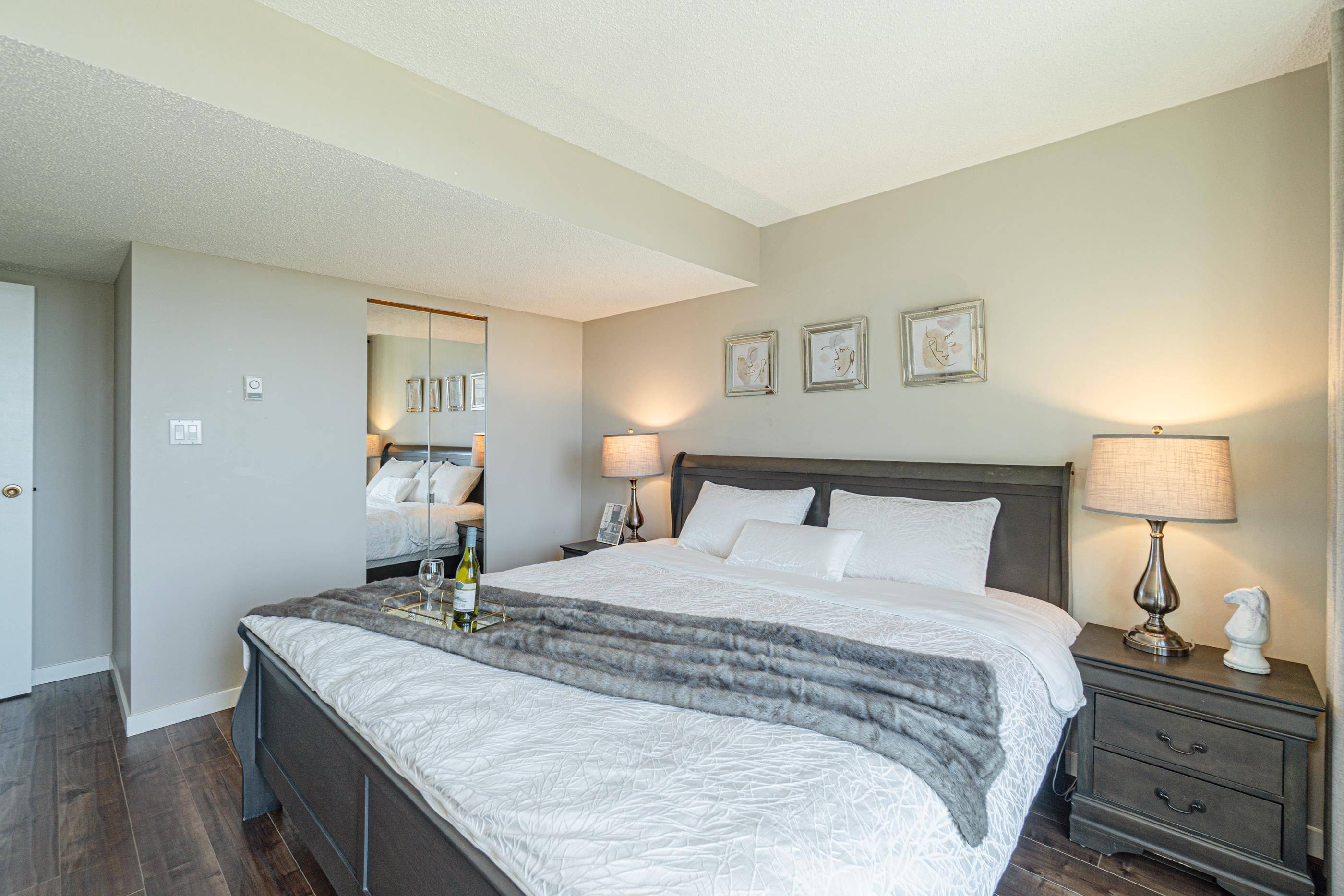 4165 Maywood ST #1405 Burnaby, BC V5H 4E3