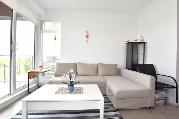 7123 11th AVE #202 Burnaby, BC V3N 0J6