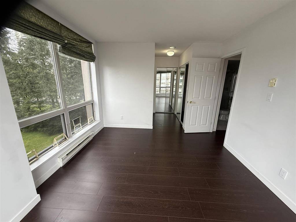 9633 Manchester DR #502 Burnaby, BC V3N 4Y9
