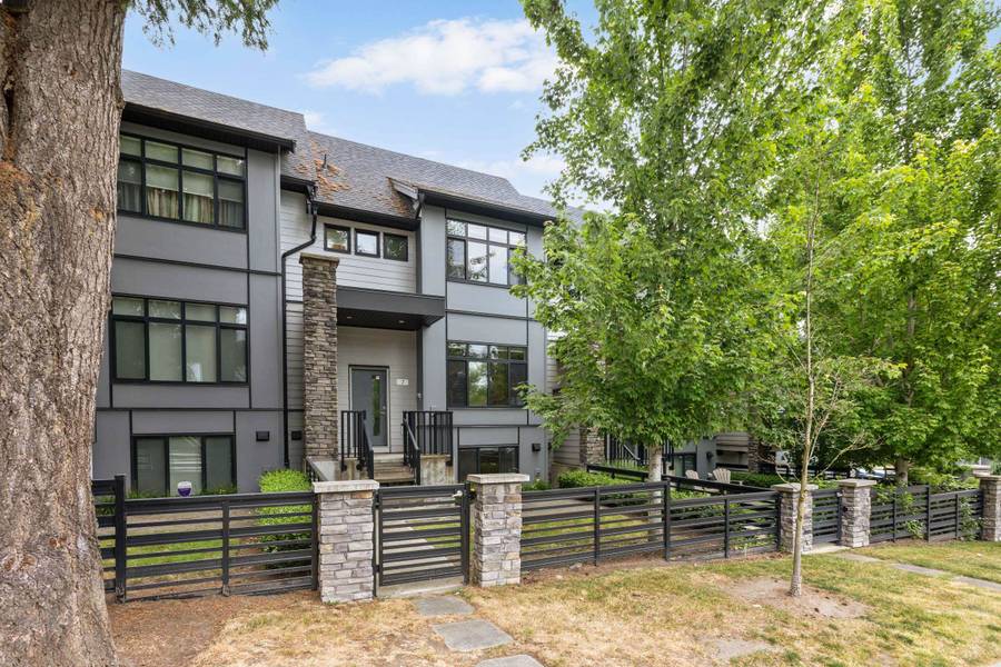 15177 60 AVE #7, Surrey, BC V3S 5J7