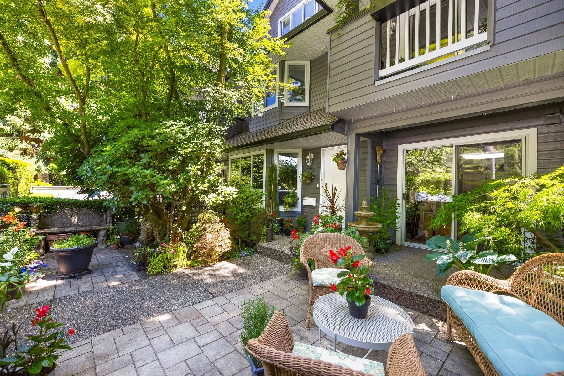 1133 E 29th ST #TH D, North Vancouver, BC V7K 1C3