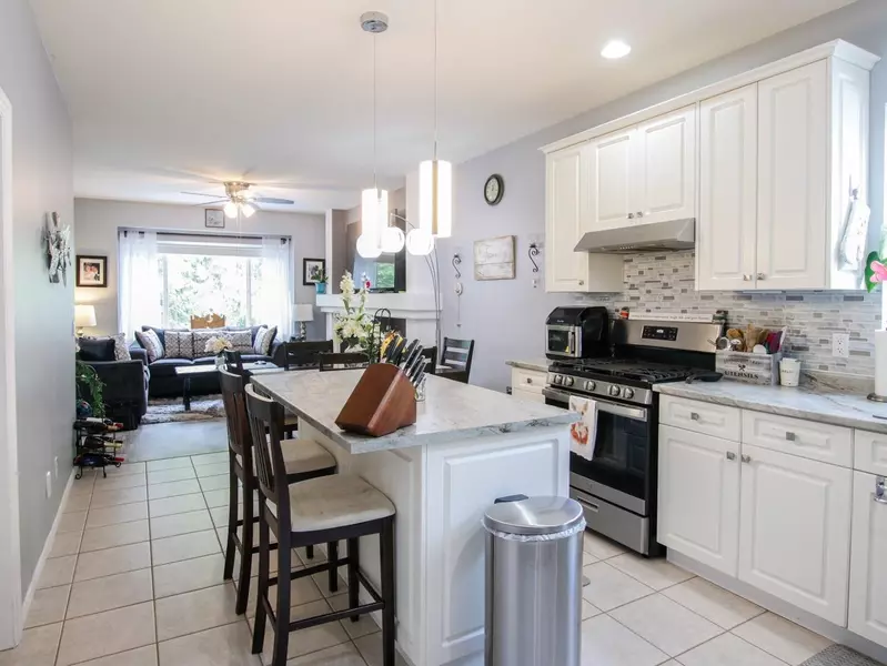 11483 228 ST, Maple Ridge, BC V2X 3P3