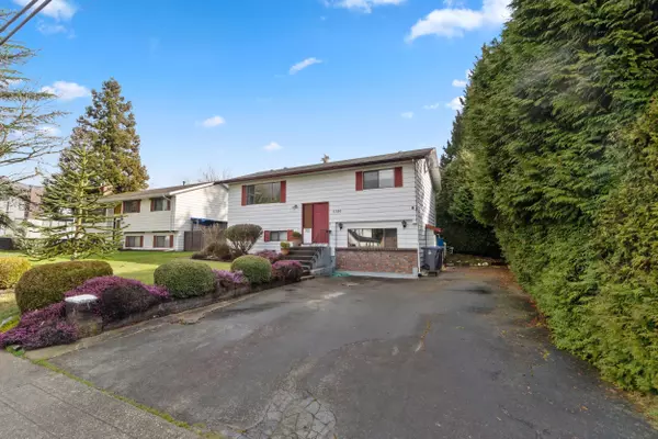 6180 181a ST, Surrey, BC V3S 4M2