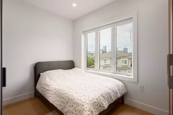 Vancouver, BC V5X 3C8,7857 Ontario ST