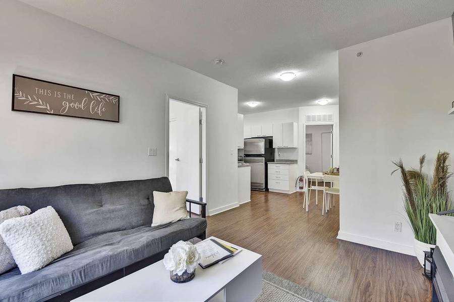 1249 Granville ST #204, Vancouver, BC V6Z 1M5