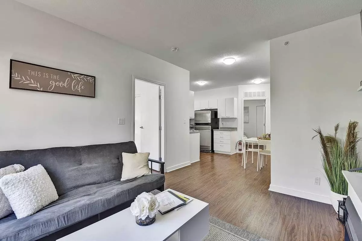 Vancouver, BC V6Z 1M5,1249 Granville ST #204