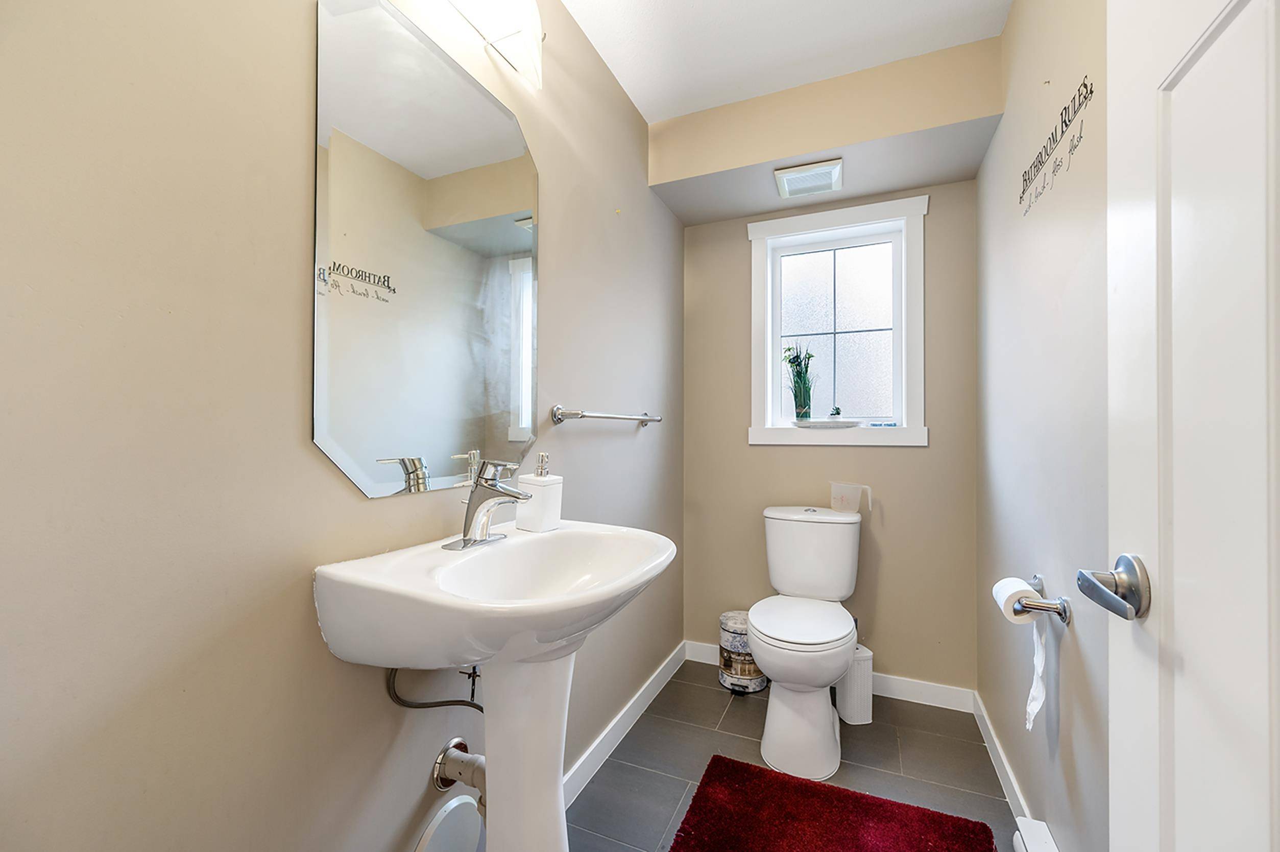 Surrey, BC V3X 1P8,6123 138 ST #81
