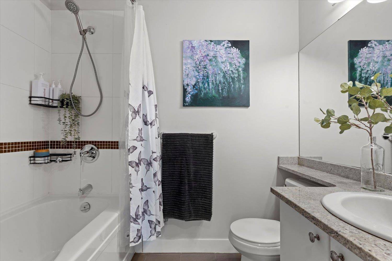 45555 Yale RD #405 Chilliwack, BC V2P 0A9