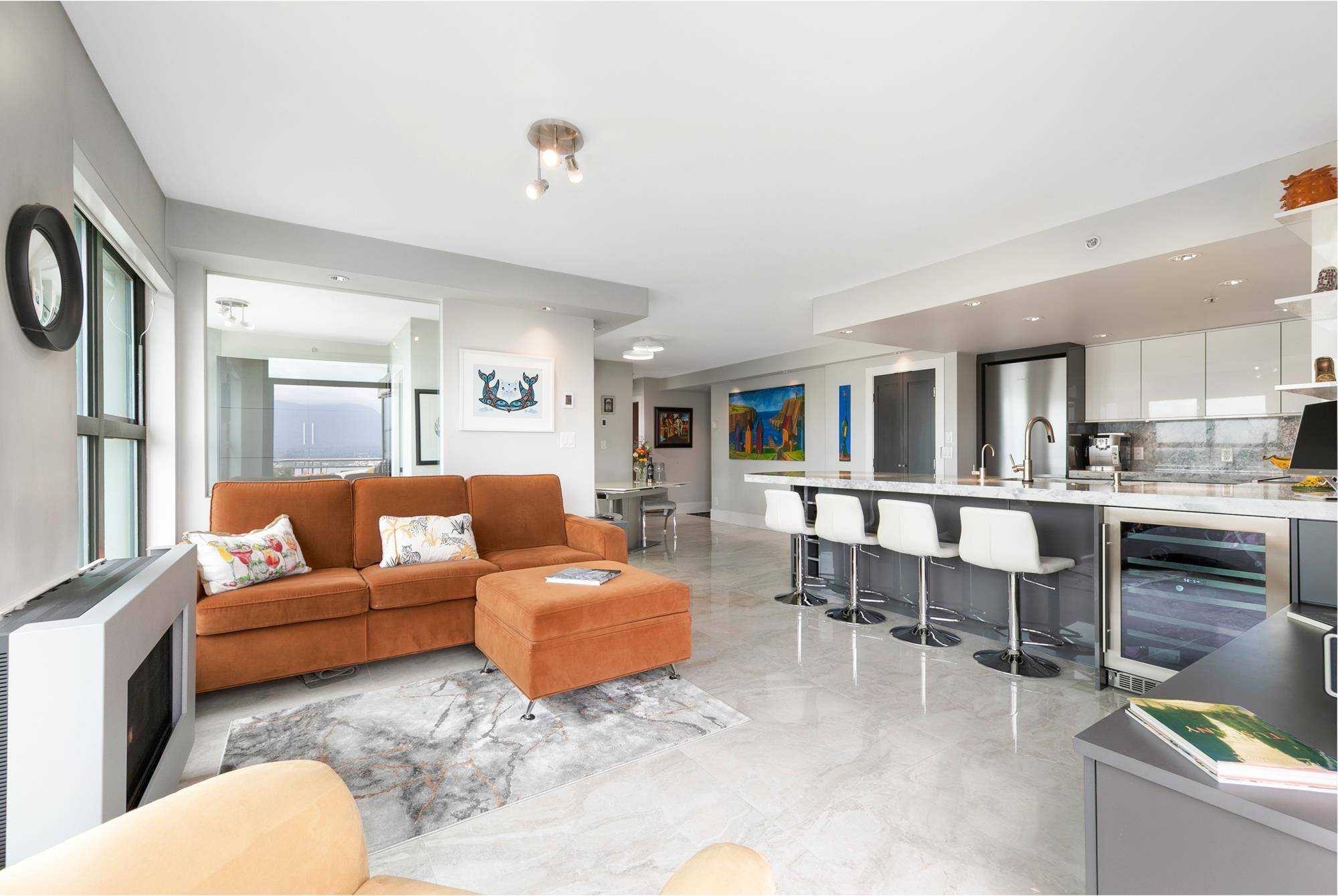 Vancouver, BC V6A 4E1,1128 Quebec ST #2402