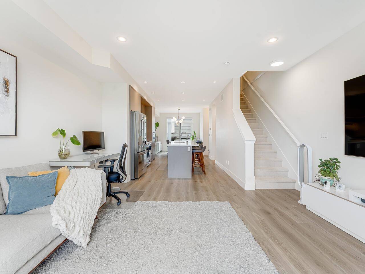 2328 167a ST #30 Surrey, BC V3Z 1H2