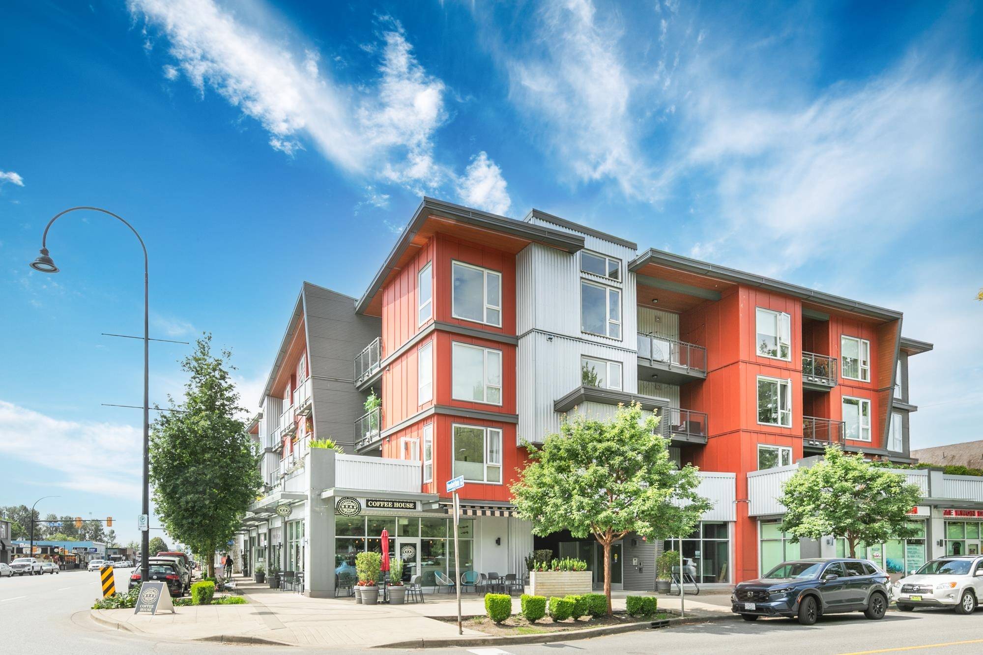 1201 W 16th ST #201, North Vancouver, BC V7P 1R5