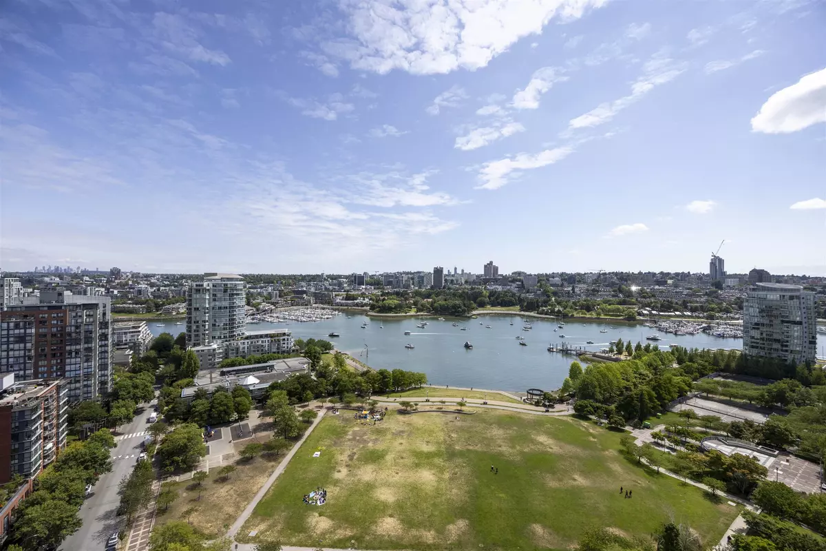 Vancouver, BC V6B 6A8,388 Drake ST #2505