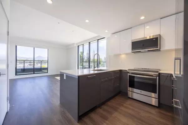 Port Coquitlam, BC V3C 3E5,2446 Shaughnessy ST #601