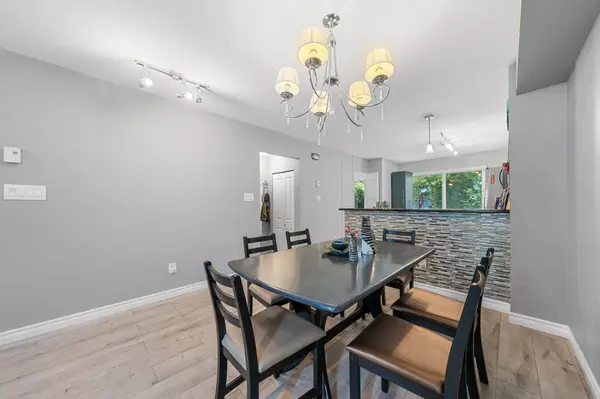 Surrey, BC V3S 8A6,15155 62a AVE #40
