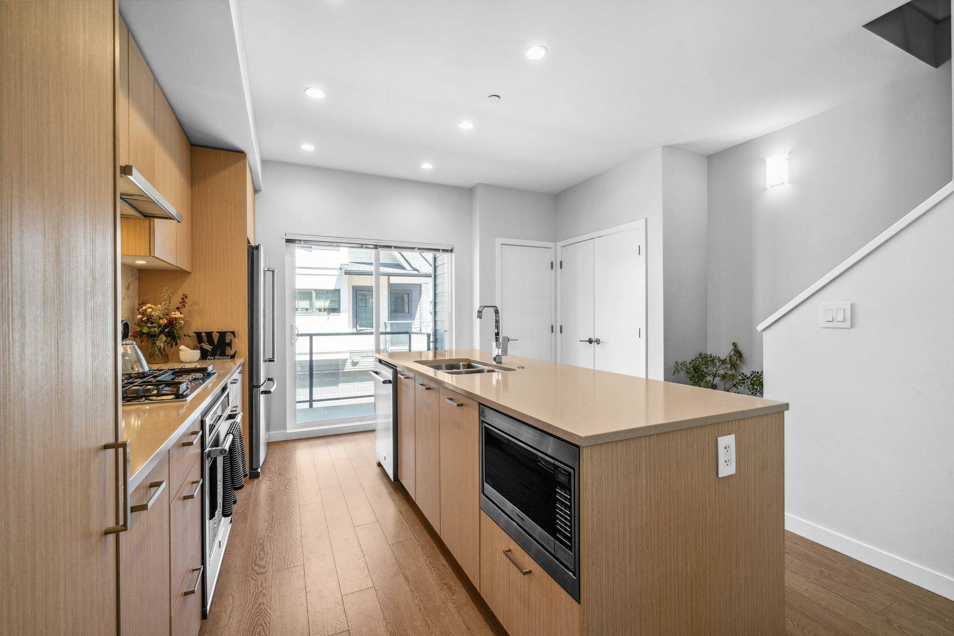 Pitt Meadows, BC V3Y 0J6,19451 Sutton AVE #165