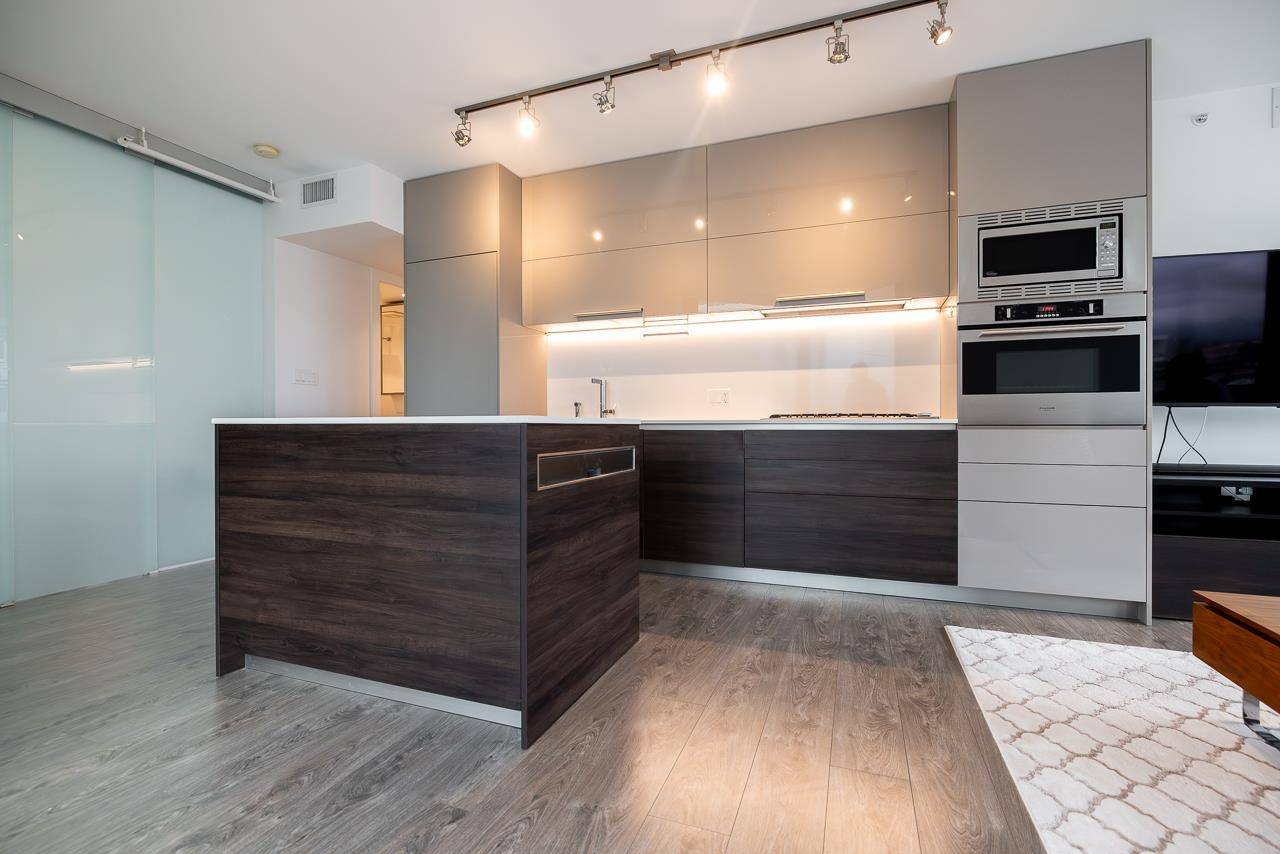 2378 Alpha AVE #1508 Burnaby, BC V5C 0K2