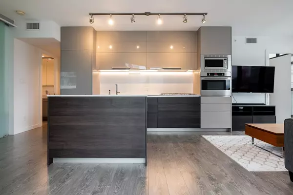 Burnaby, BC V5C 0K2,2378 Alpha AVE #1508
